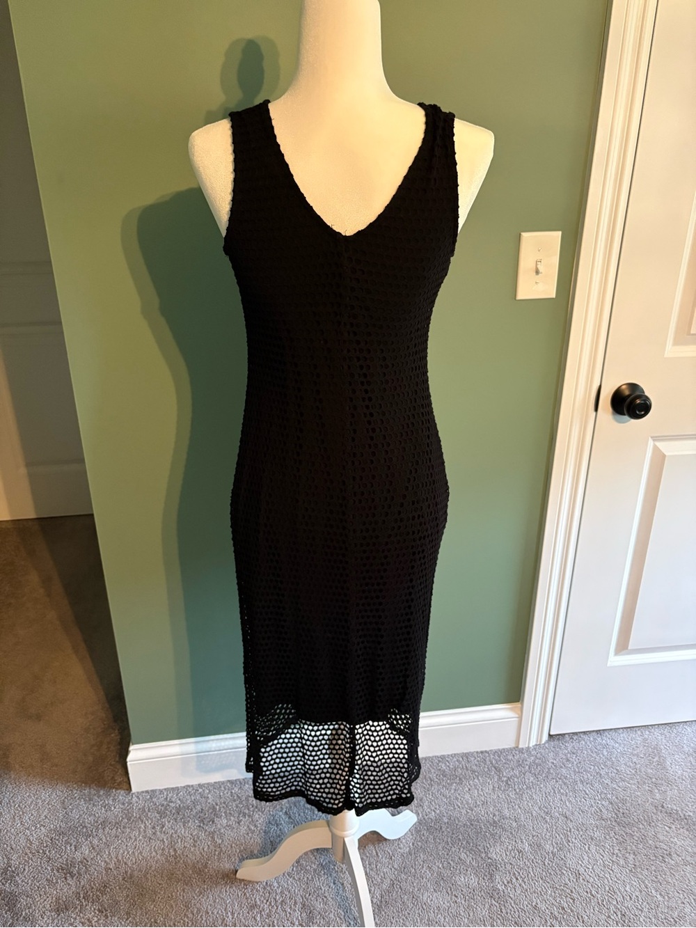 Elegant Black Sleeveless Dress